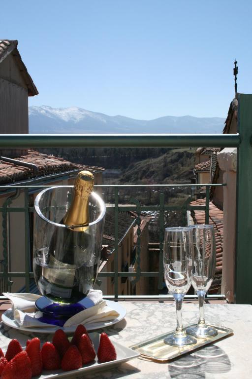 Superior Double or Twin Room with Terrace